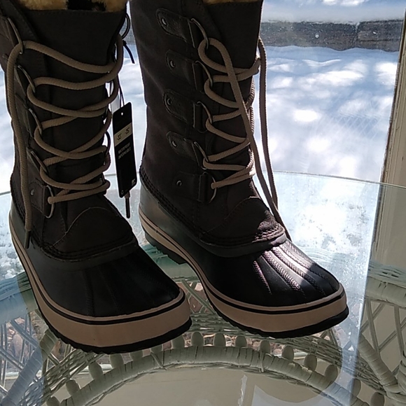 Sorel Shoes - SOREL NWT Joan of Arctic Shearling Boots Must Have